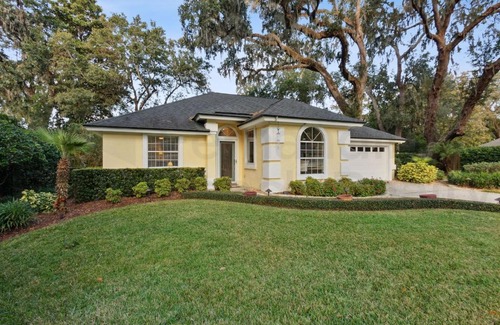 Amelia City House | 4937 Windward Place home