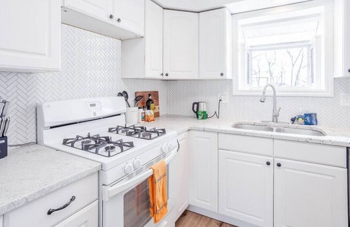 Lindenwald House | 4B House 10 min to West Chester, Liberty Hospitals, Spooky Nook