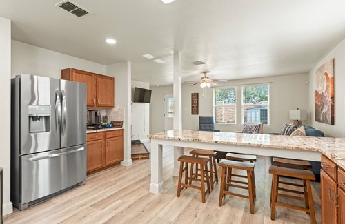Frisco House | 4BD 2BTH COMFY FRISCO HOME minutes from PGA, UNT Frisco & The STAR!