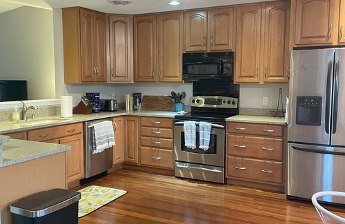 Country Club Estates House | 4bd-3.5ba Townhome Overlooking Rehoboth Canal