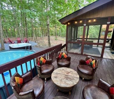 East Stroudsburg House | 4BD Family Cottage in Pocono Forest W Private Pool & Hot-tub
