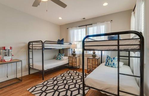 The Nations House | 4BD Haven in the Nations, walk to bars and restaurants! Minutes to Broadway!