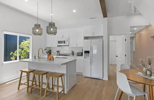 Little Italy House | 4BD Home in the Heart of Little Italy