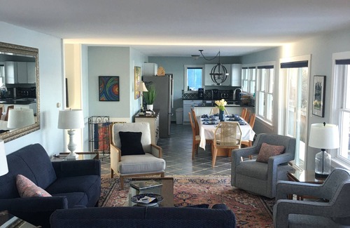 Suttons Bay Cottage | 4BDR/3BTH waterfront home, dock, firepit, sunsets & in the heart of winecountry