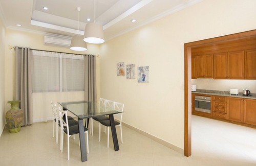 Jomtien Villa | 4bdr Avoca Pool Villas