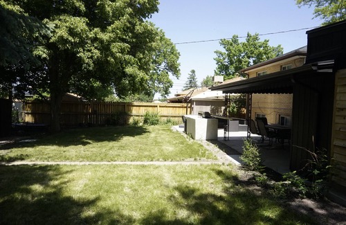 Harvey Park House | 4bed/2ba w private patio