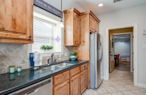 Wellborn House | 4bed 3bath Close2a M Santa s Wonderland Hospital L2 EV