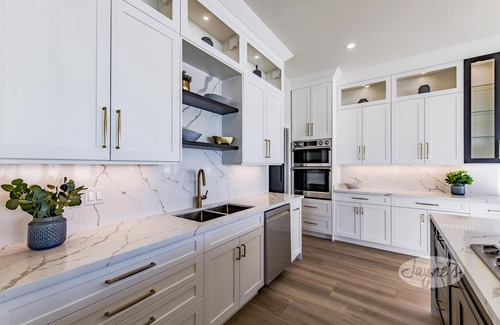 Tiny Cottage | 4bed 5bath brand new beach house in Tiny! West Exposure! Sunsets! Hot tub!