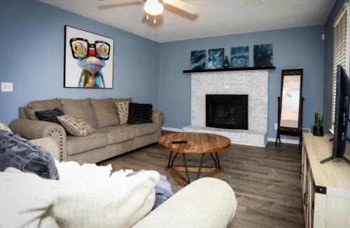 Columbia House | 4Bedroom 3Bath Home Near Fort Jackson