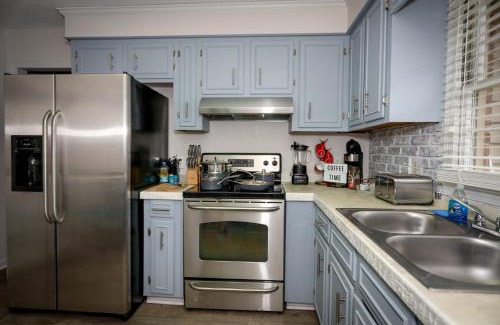 Columbia House | 4Bedroom 3Bath Home Near Fort Jackson