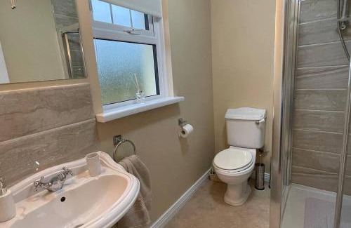 Letterkenny House | 4Bedroom House-Letterkenny-PrivateGarden-Sleeps 7