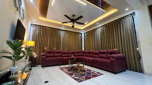 Medha Villa | 4BHK Cozy Villa with Pvt Pool