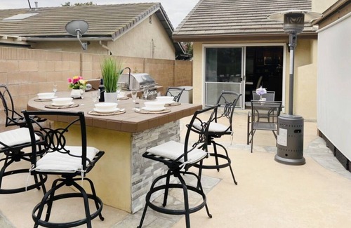 Fountain Valley Villa | 4BR/2BA Villa in Fountain Valley 4BR Game BBQ near Disneyland, Beaches & Golf