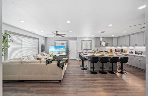 Mira Mesa House | 4BR/3Bth, King Bed, Gated Yard, Parking, Ranch