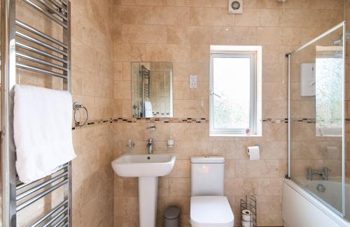 Alvaston House | 4br-7guests-freeparking-garden-wifi