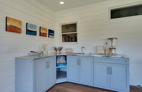 Greenport West House | 4BR Cape Home w Lg Screened Porch. 1m walk/drive Greenport Shops + Dining.