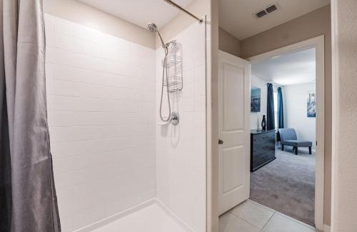 Fussels Corner House | 4Br Disney Legoland Corporate Family Getaway