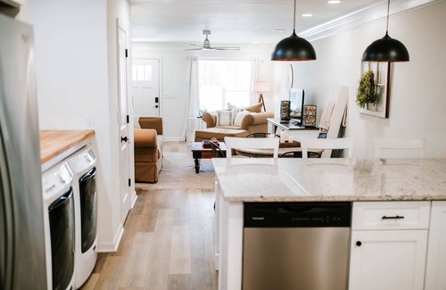 Athens House | 4BR Game Day Escape by MHM Luxury Properties