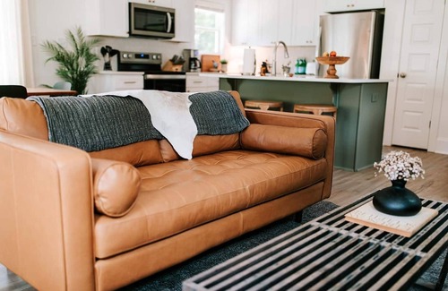 Athens House | 4BR Game Day Getaway by MHM Luxury Properties