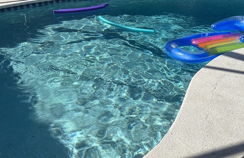 Inverness House | 4br Heated POOL - fenced, trails, golf, springs, near downtown