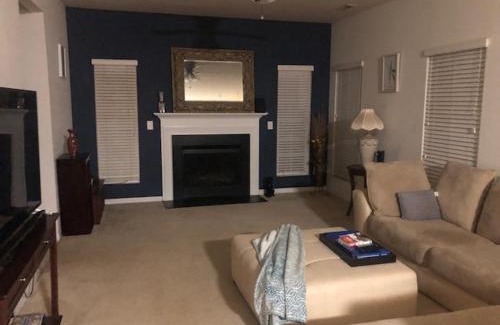 Durham Villa | 4BR Home close to DUKE & RDU
