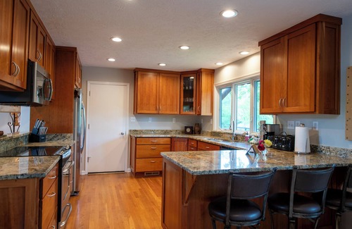 Simpsonville Other | 4Br Home on Sabre Hill Horse Farm 25 acres ~ Bourbon Trail