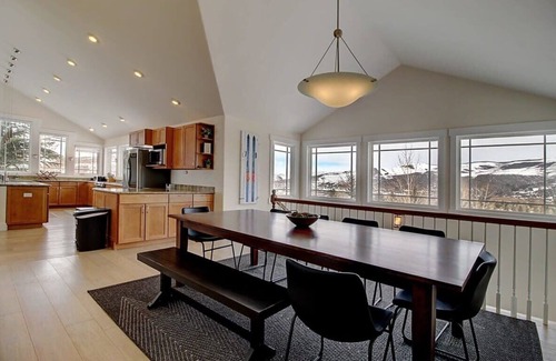 Edwards House | 4BR in Edwards - Hot Tub, Workspace, Game Room