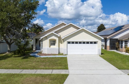 Indian Point House | 4BR| Near Disney| BBQ Grill & Pool