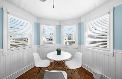North Wildwood Apartment | 4BR Shore House-Kid Friendly-Close To The Action!