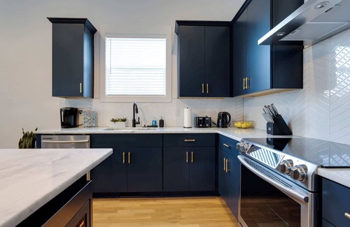 Downtown Nashville House | 4BR Townhome w/Balcony x2, Mins to Broadway & DT!
