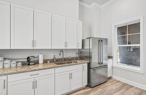 Ocean Isle Beach House | 4BR Townhouse with Golf View in Ocean Isle Beach