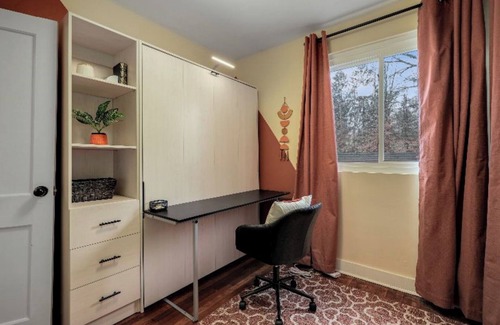Kenvil House | 4BR w/Lake Access – Ideal for Displaced, Relocating & Professional Families