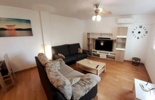 La Linea de la Concepcion Apartment | 4F, Aire Acondic, 80m2, 2 dormitorios, 4 huéspedes, WIFI GRATIS