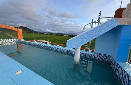 Gonzaga Bed & Breakfast | 4J&I Seamans Deck with private pool