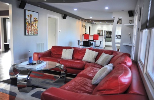 Laurel House | 4K SF 3 full bath 3.5 bedrooms in Glen Allen - western outskirts of Richmond