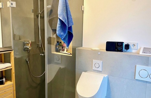 Josephsburg Bed & Breakfast | 4PAX Chill Room in Beautiful House Oasis Munich. Close to the City & Munich Fair