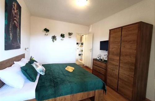 Ploce House | 4star Room 'Kata' - with private bathroom and free air-conditioned summer kitchen