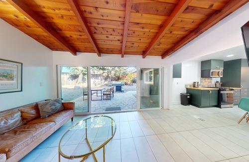 Olde Carlsbad House | 4Surfers+Dogs +Families