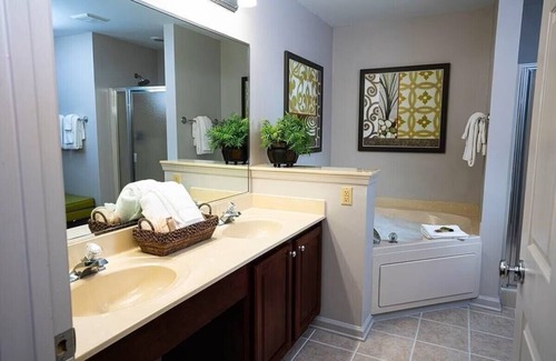 Williamsburg Condo | 4th of July Week! - Williamsburg, 29 Jun - 6 Jul ~~~~~~~~~ Sleeps 12/4Br/4Ba