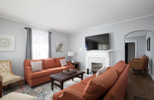 Birmingham House | 4th St Little Blue in Bham