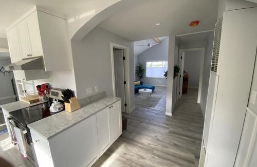 Larkspur House | 4th Street Work Friendly Home