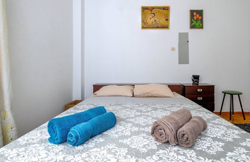 Nea Ionia Apartment | 4u apartment athens! 2 min walk pefkakia metro athens center