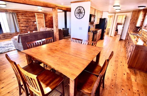 Blanding Cabin | 4x4 Cabin with a Rustic Flavor