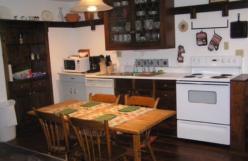 Hancock House | 5/2 Old Farmhome-Beautiful Valley Views-Near Skiing-Sugarbush