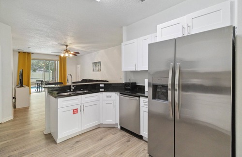 Sunset Ridge House | 5/4 Pool home located in Sunset Ridge Community!