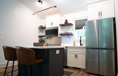 Sautee Nacoochee Cottage | 5.5mi to Helen - Couples Shower - Private Fire Pit