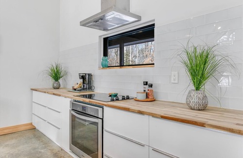 Toano House | 5-Acre Getaway close to HistoricTriangle