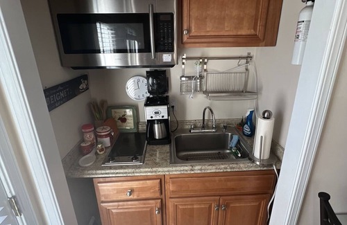 Soquel Apartment | 5-Acre Mountain Retreat In Serene Santa Cruz MountainsnRental Permit #VRAB00019
