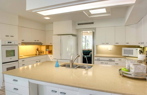 Medical Center District House | 5-Acre Nature Retreat In The Heart Of San Antonio with Pickleball and Tennis