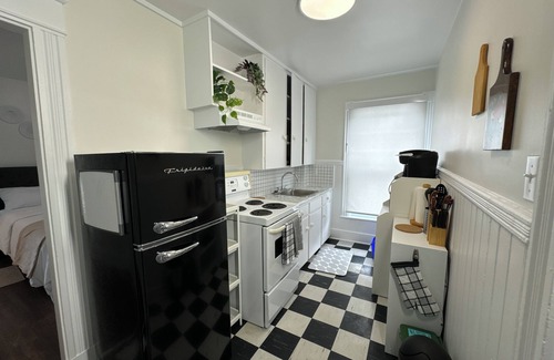 Wolfville Apartment | 5 Apt. # 5 at 10 Summer Street Suites - Very Close to Acadia and in Town